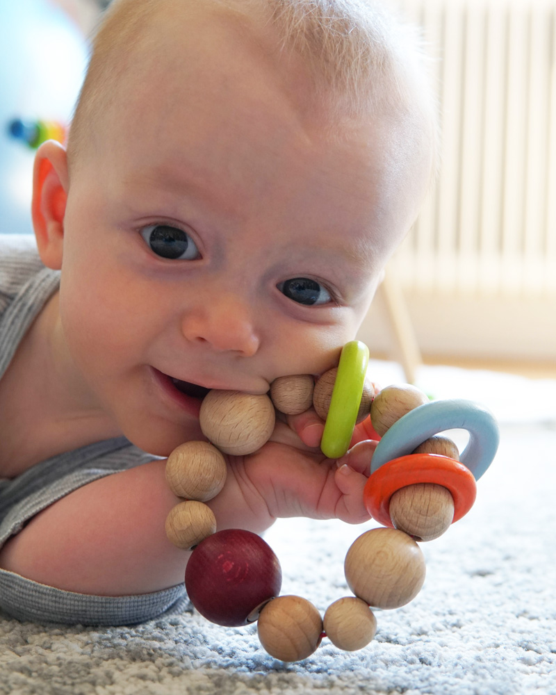 Hochet de perles jouets en bois emotions